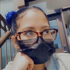 Meet your Posher, Melody